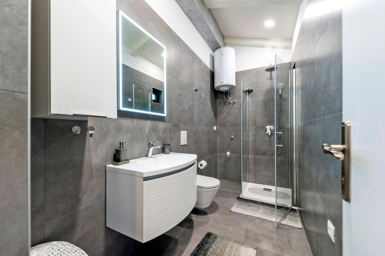 Deluxe Apartments A&A - 2 Rovinj Exterior photo