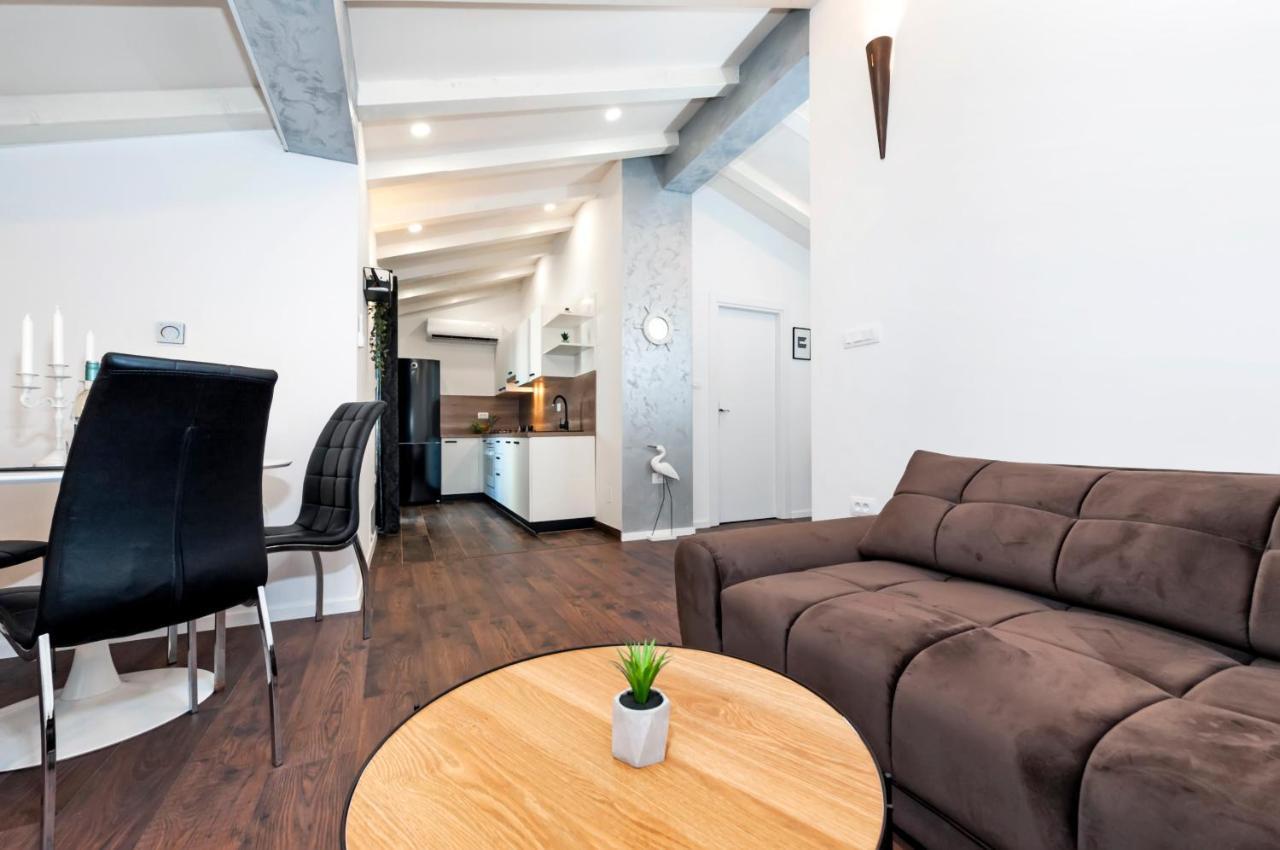 Deluxe Apartments A&A - 2 Rovinj Exterior photo