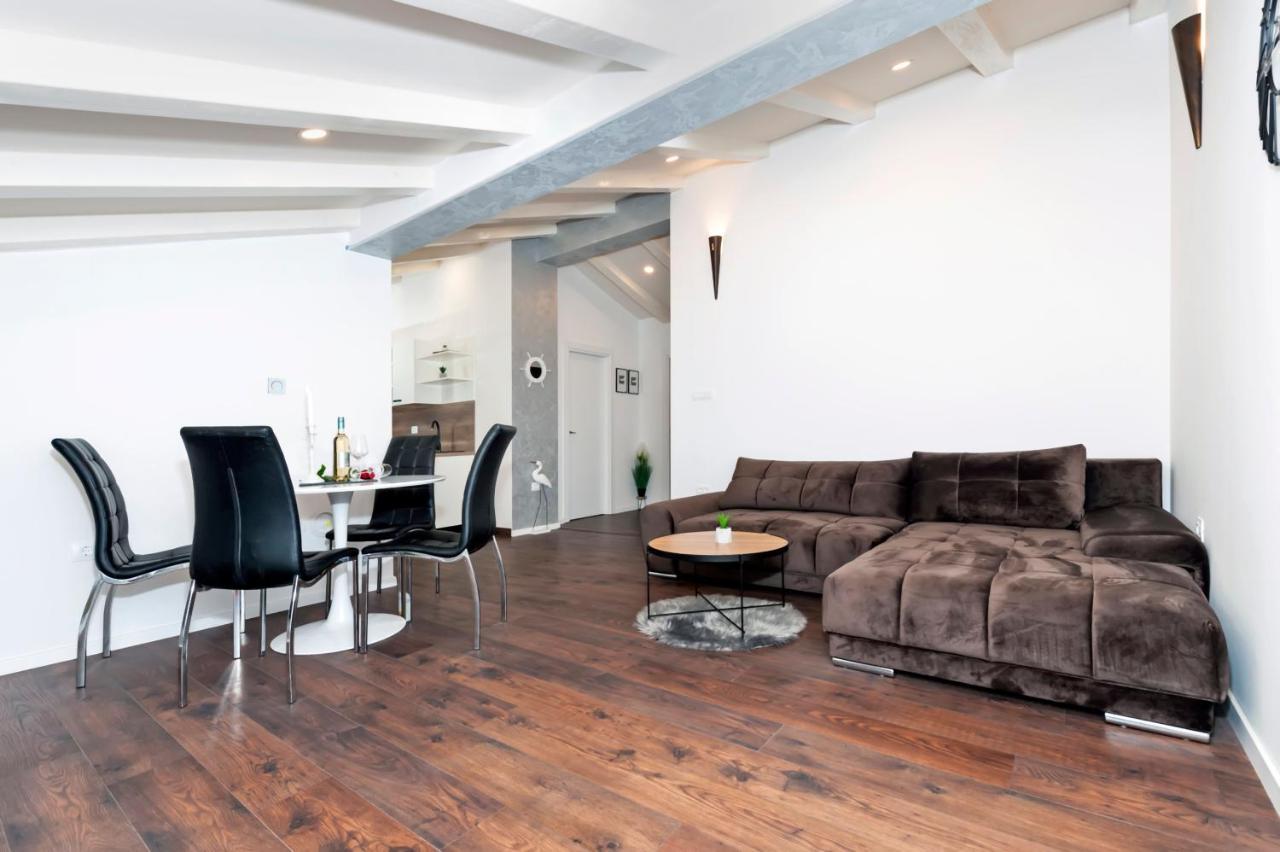 Deluxe Apartments A&A - 2 Rovinj Exterior photo