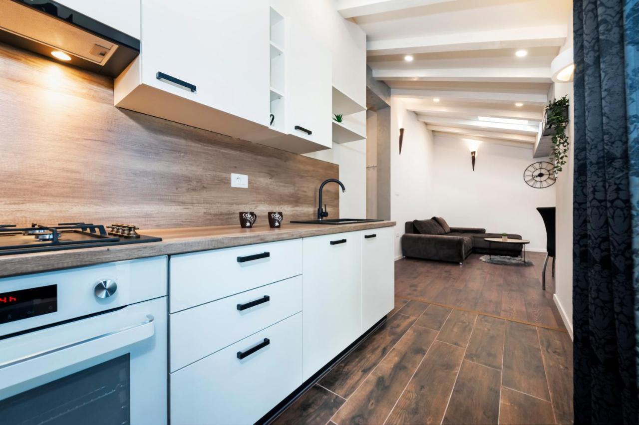 Deluxe Apartments A&A - 2 Rovinj Exterior photo