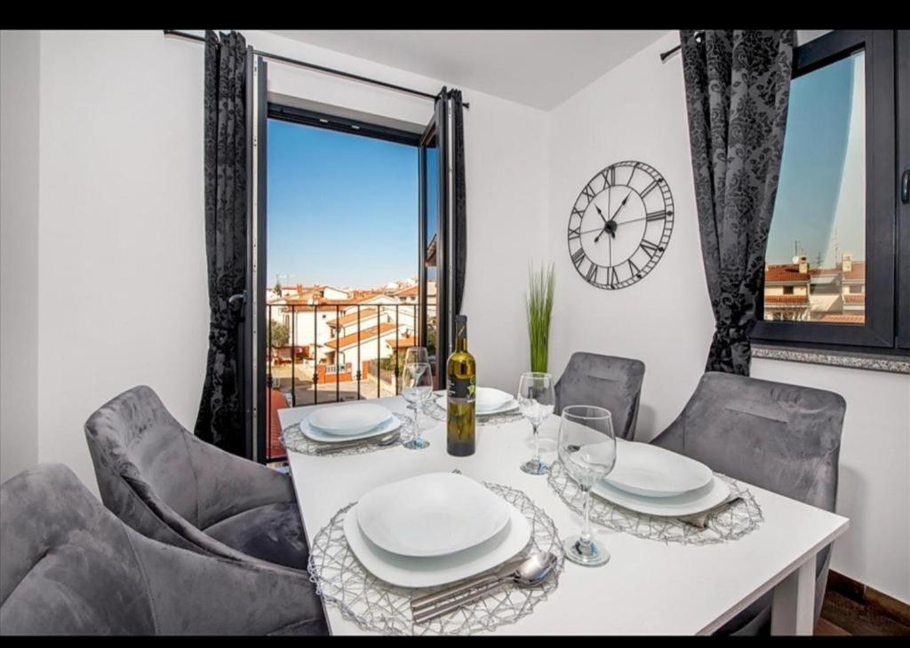 Deluxe Apartments A&A - 2 Rovinj Exterior photo