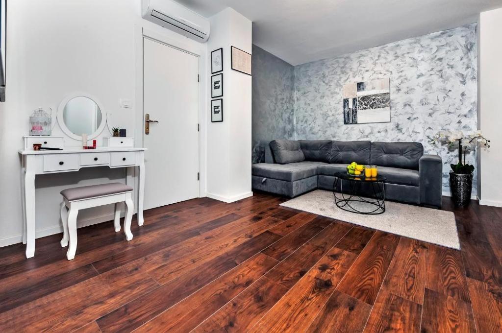 Deluxe Apartments A&A - 2 Rovinj Exterior photo