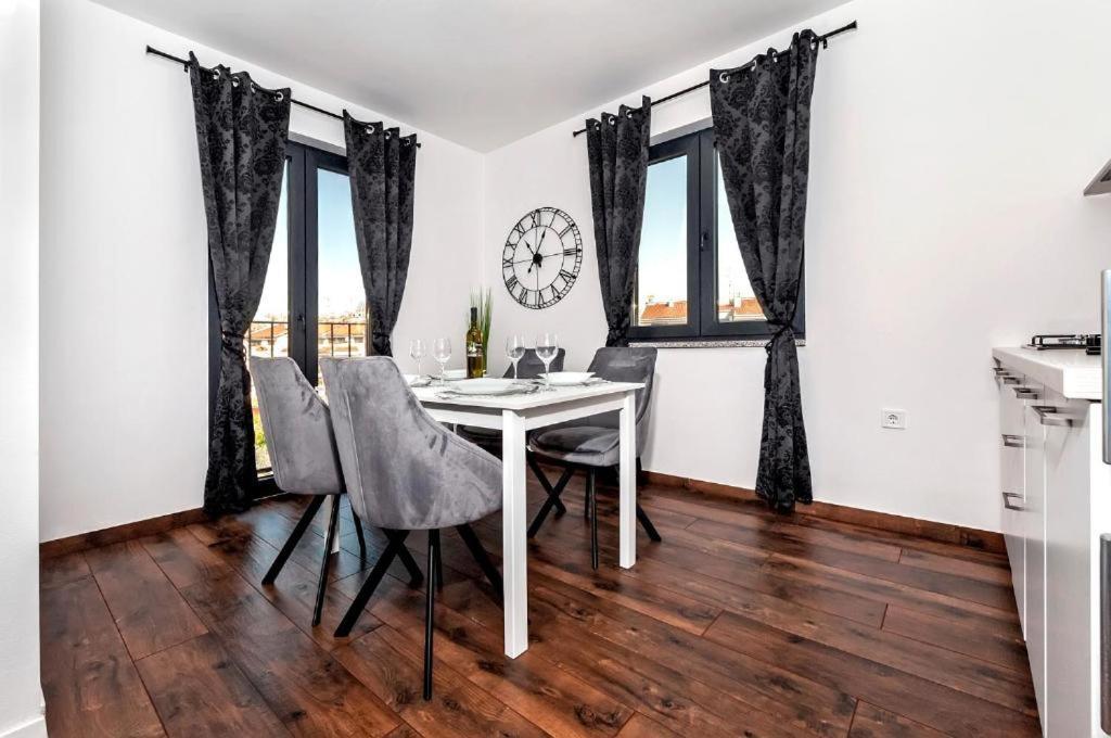 Deluxe Apartments A&A - 2 Rovinj Exterior photo